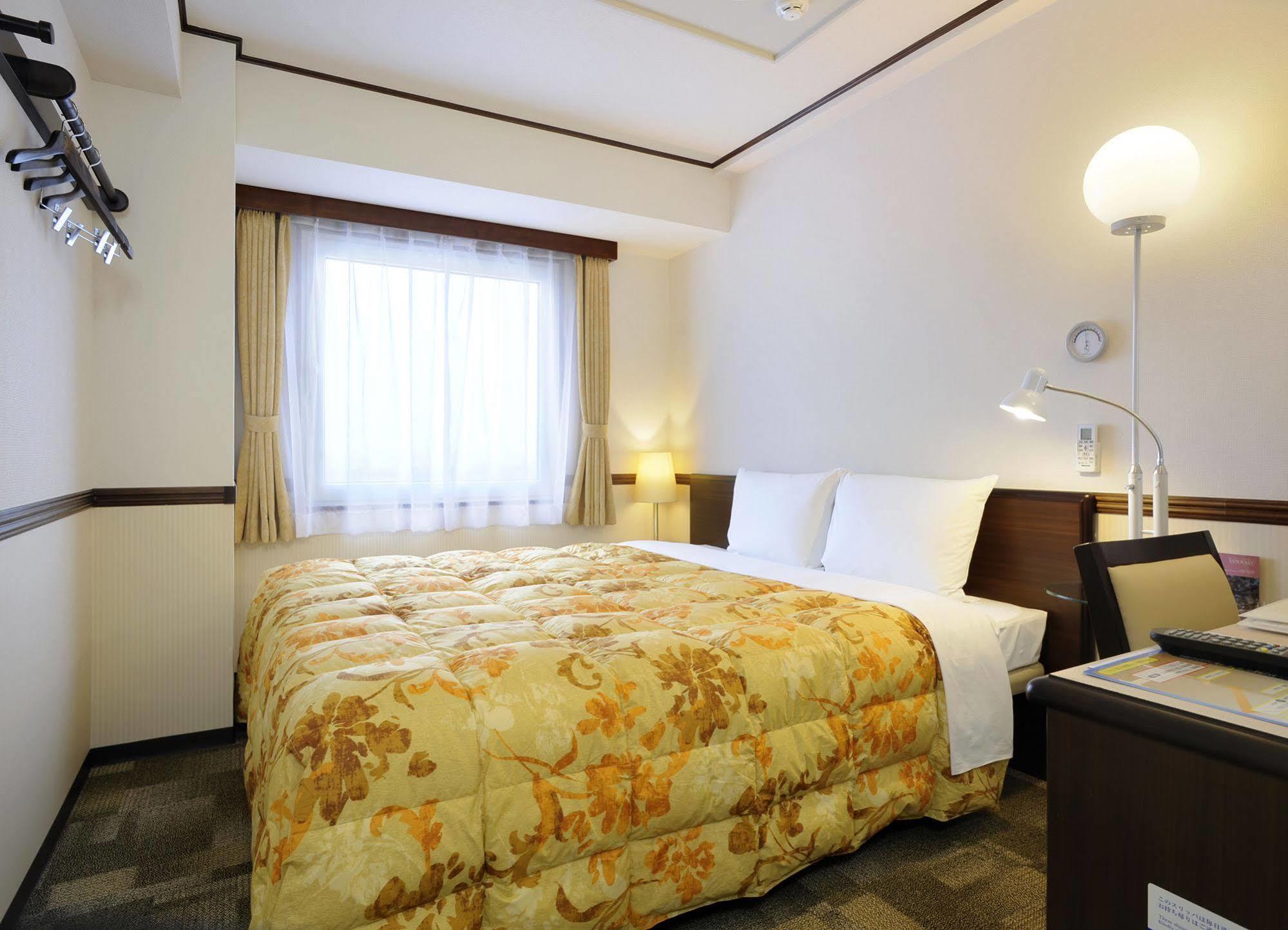 Toyoko Inn Kokura-Eki Minami-Guchi Kitakjusu Kültér fotó